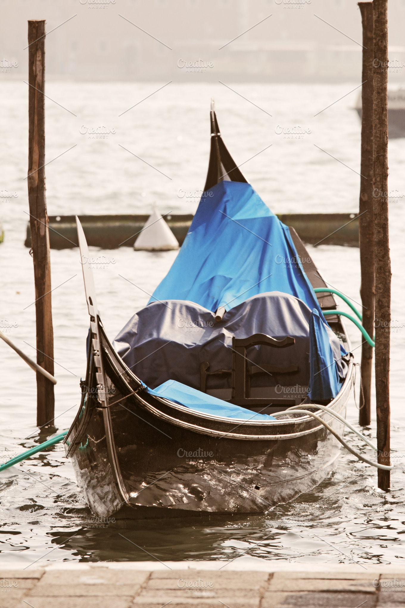 Download Single gondola near Piazza San Marco, Venice, Italy ...