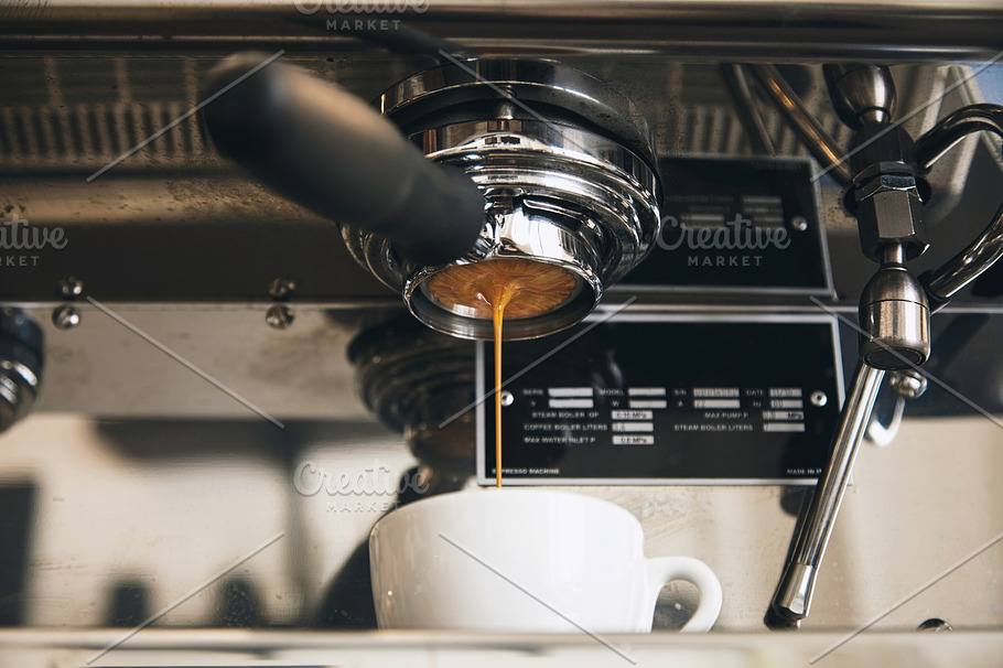 Old coffee maker Stock Photo by grafvision