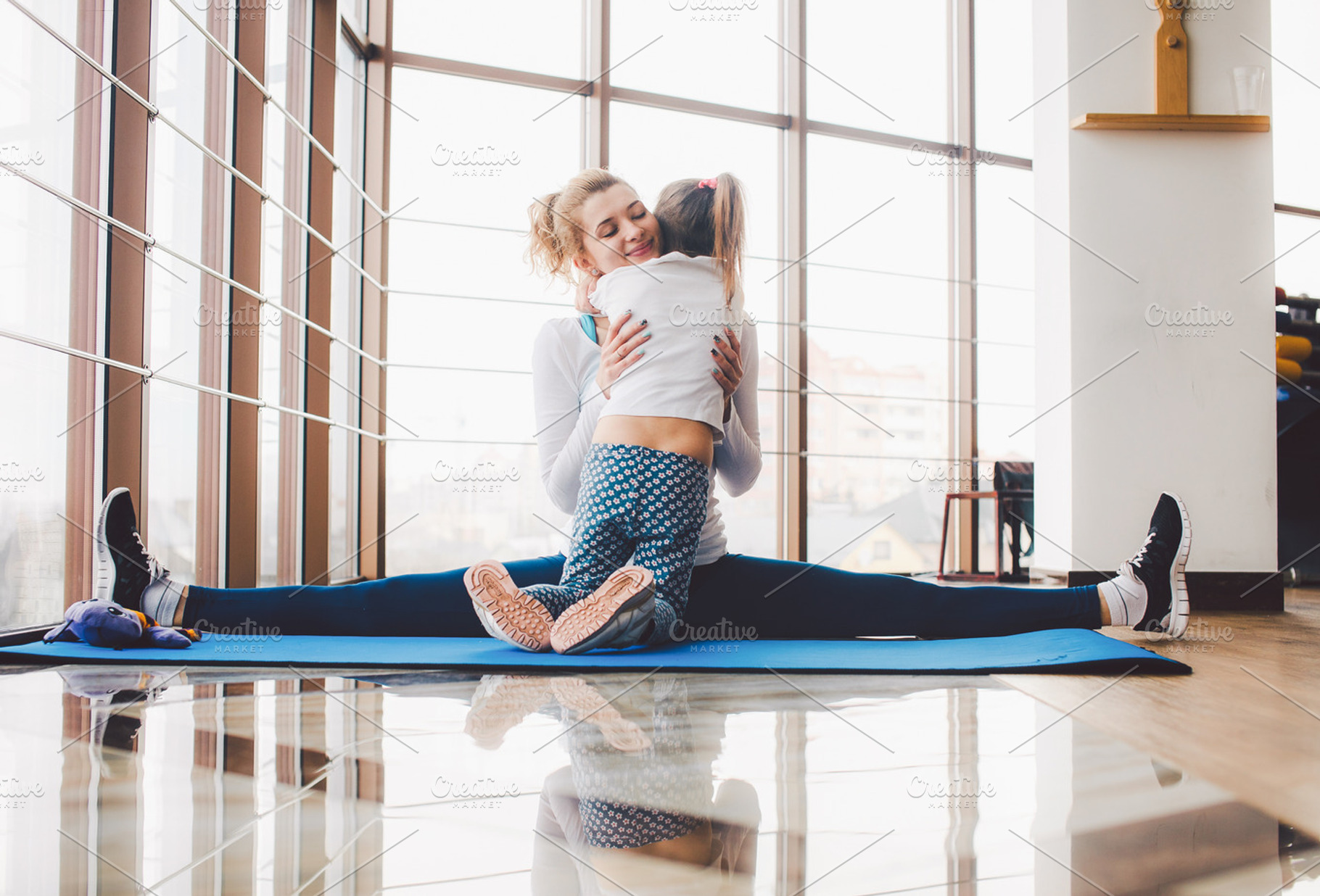 Mother And Daughter In The Gym High Quality People Images ~ Creative 2079