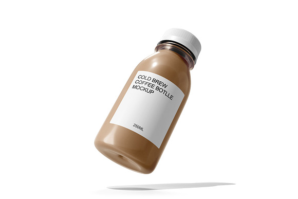 Free Coffee Bottle Mockup (PSD)