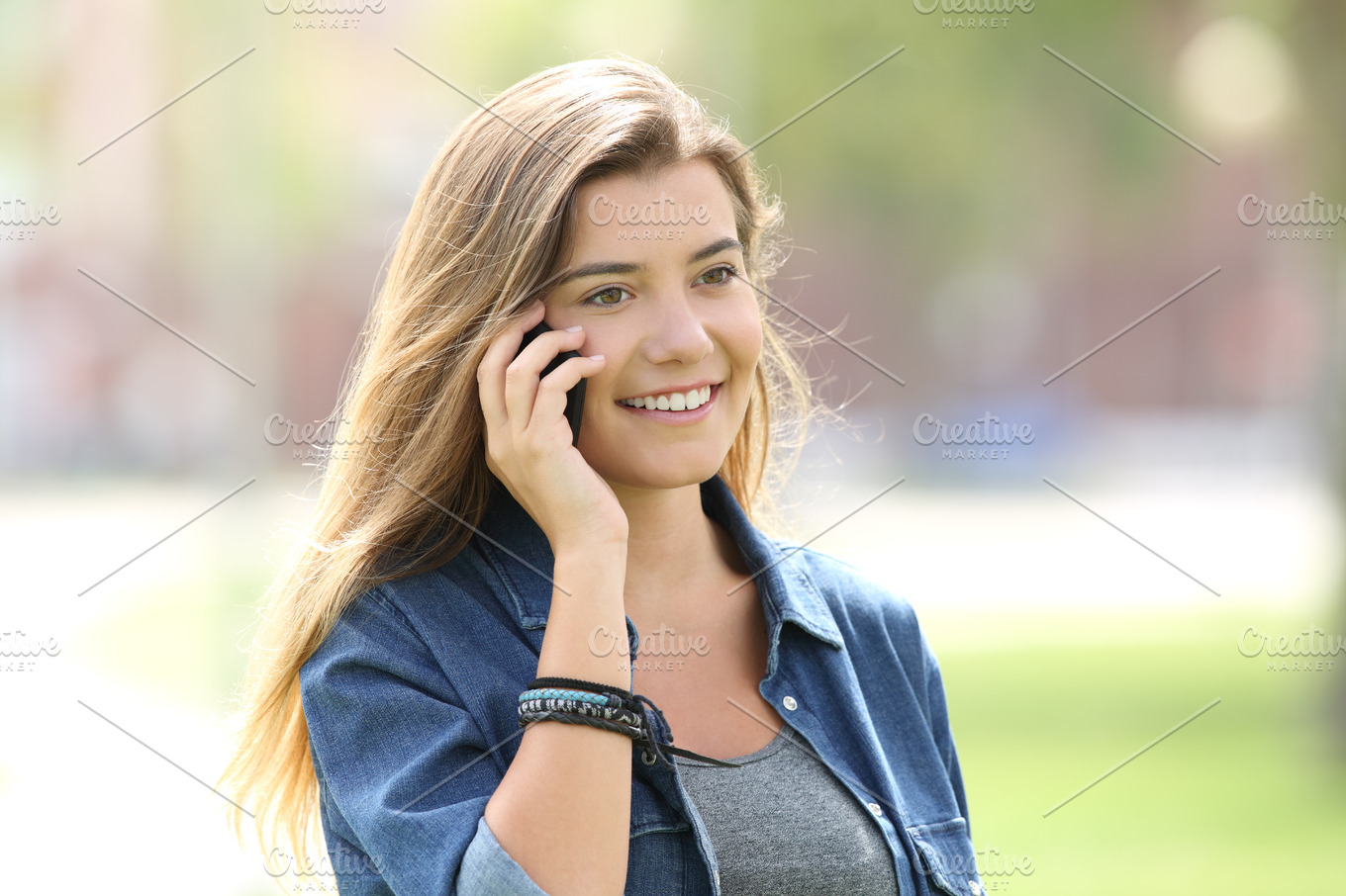 happy-teen-girl-calling-on-phone-high-quality-technology-stock-photos