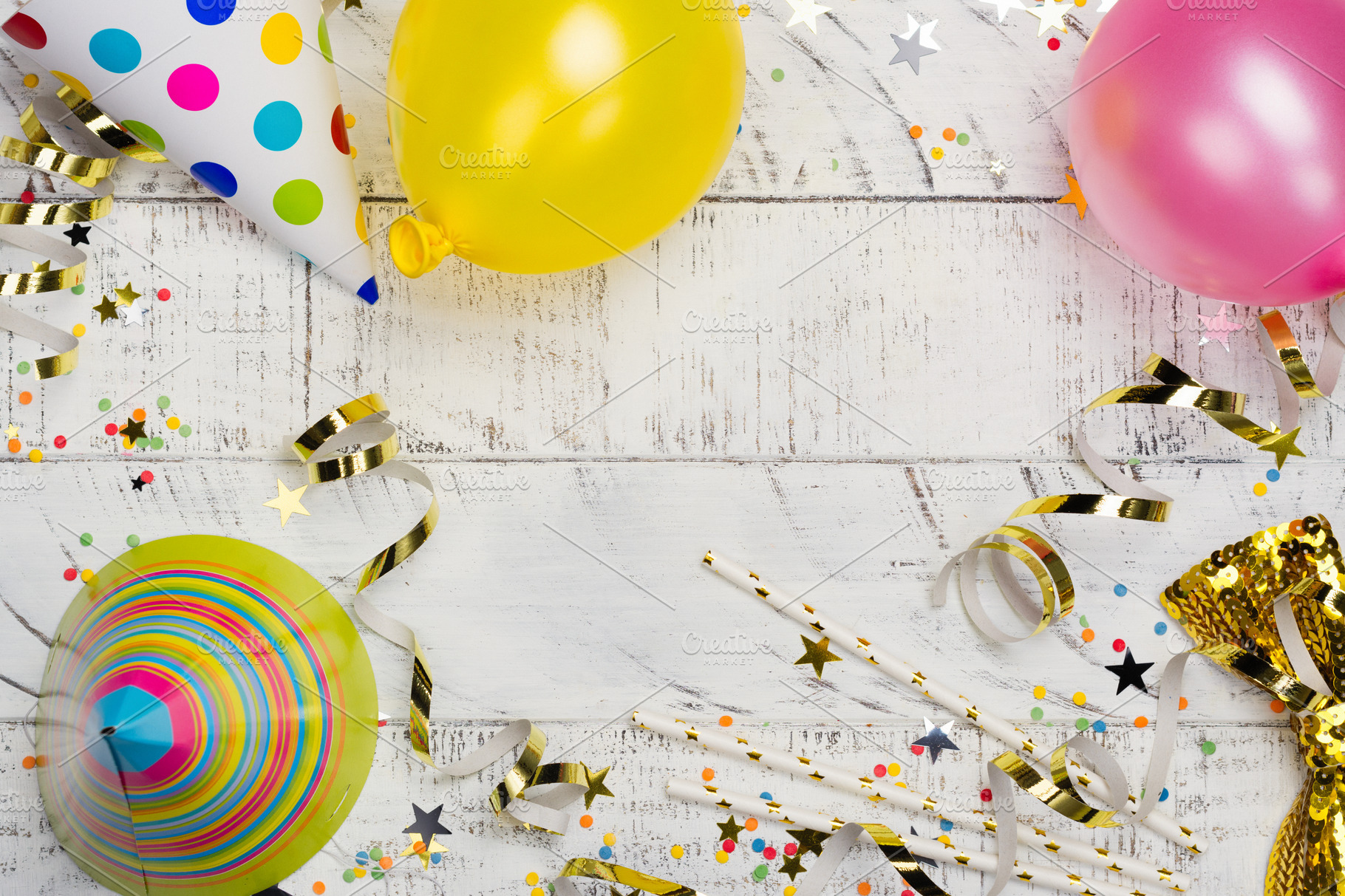 Bright festive carnival background with hats streamers confetti and ...