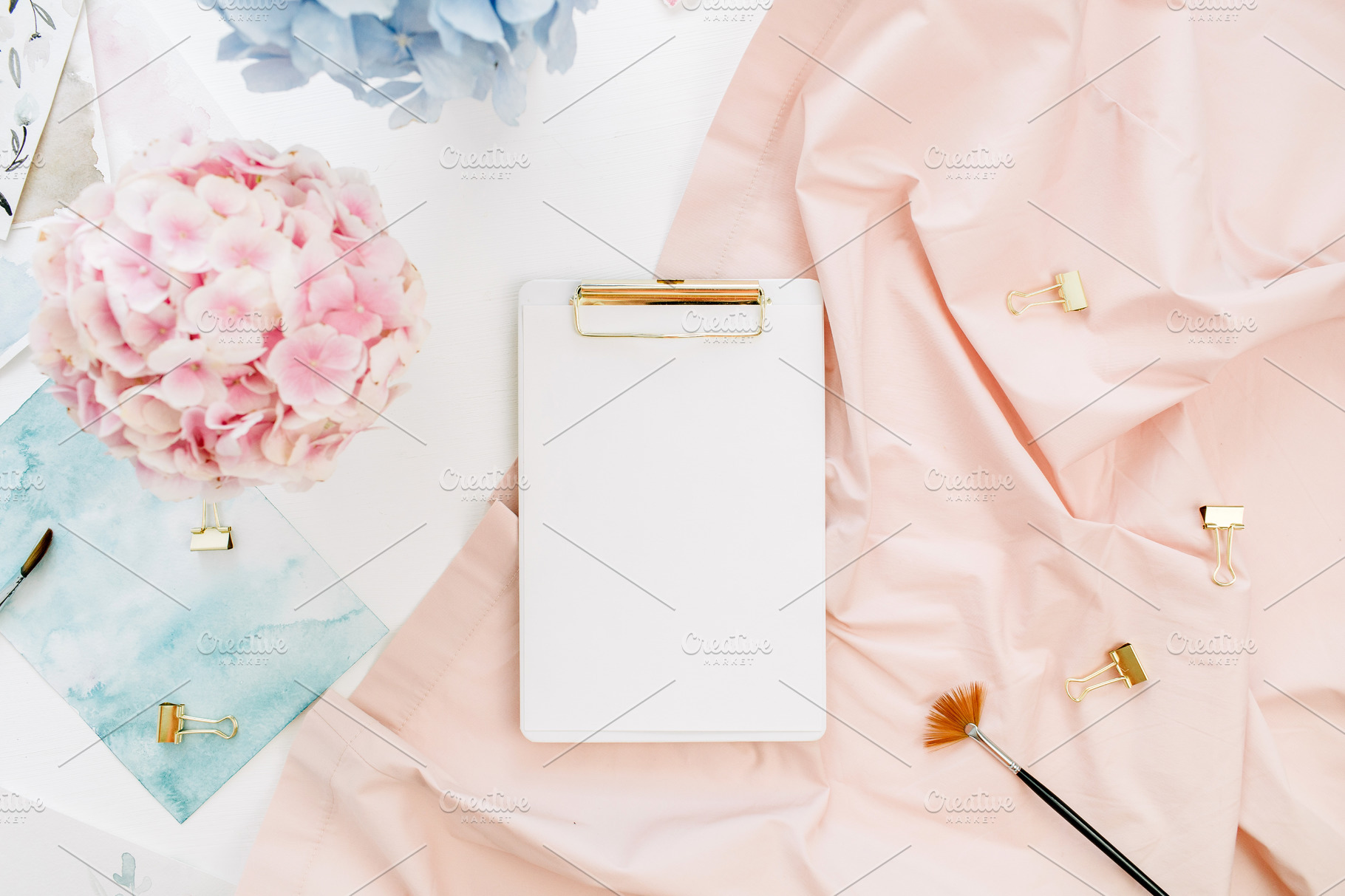 Clipboard on pastel background containing flat, lay, and top | Arts ...