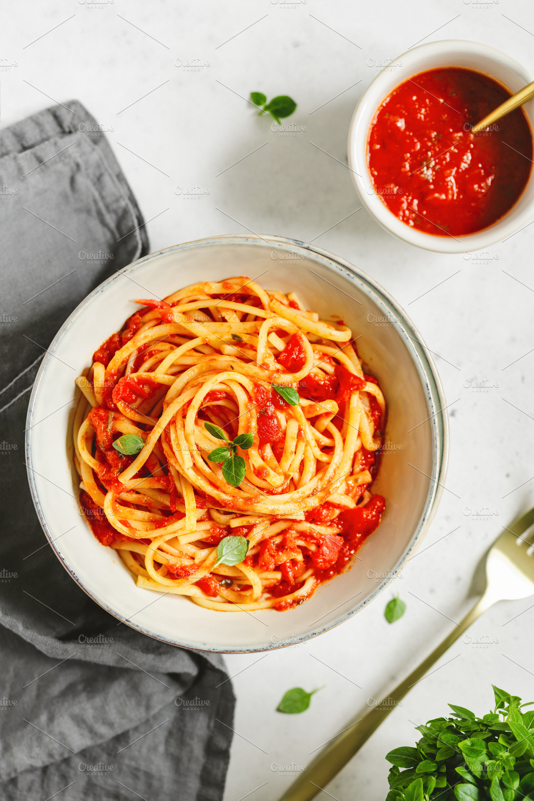 traditional-italian-spaghetti-stock-photo-containing-food-and-pasta