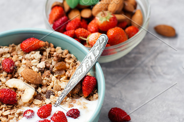 Download Cup Of Muesli With Yogurt And Strawb Containing Muesli Yogurt And Strawberry High Quality Food Images Creative Market