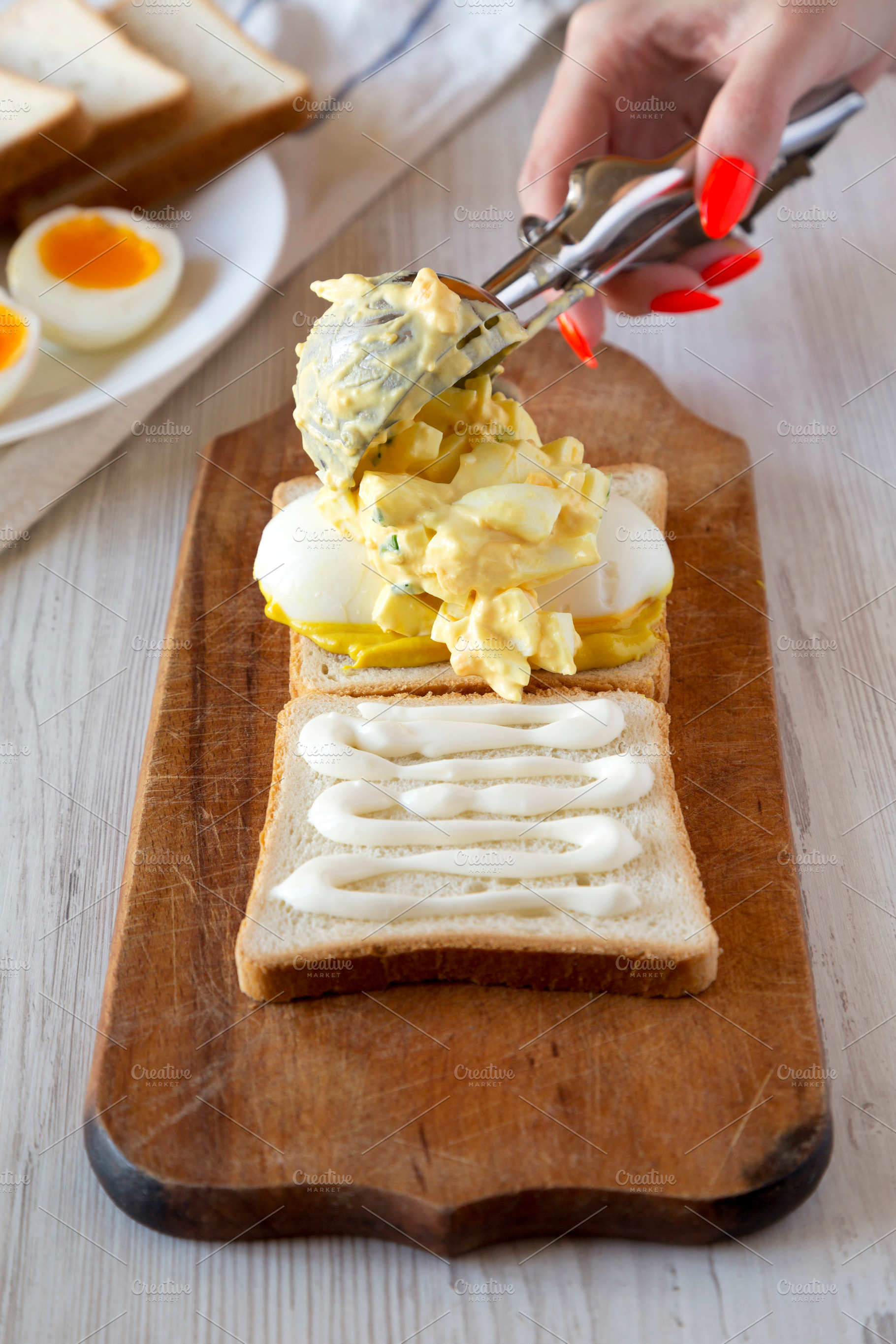 cooks-egg-sandwich-step-by-step-food-images-creative-market