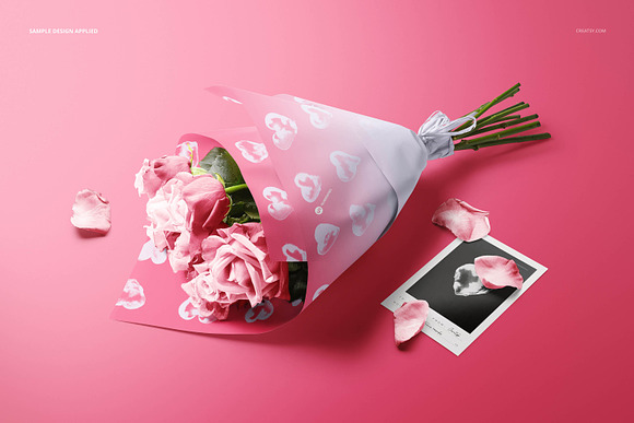 Download Roses Bouquet Wrapping Paper Mockup Creative Photoshop Templates Creative Market